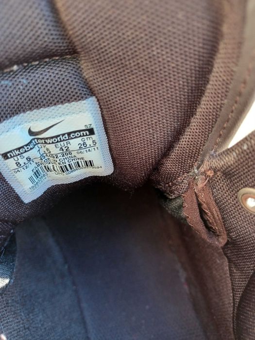 Bota/sapatilha de homem, marca Nike. Tamanho 42.
