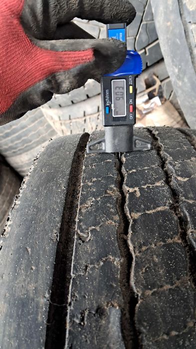 Шини вантажнi 225.75.17.5 Aeolus