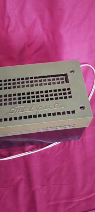 Стабілізатор напруги Таврія