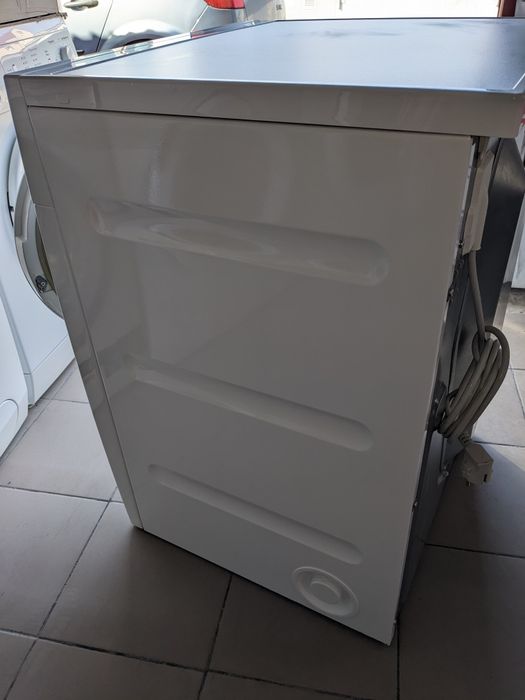 Вентиляційна Сушильна машина Miele Novotronic  T7634 / сушка Б/В