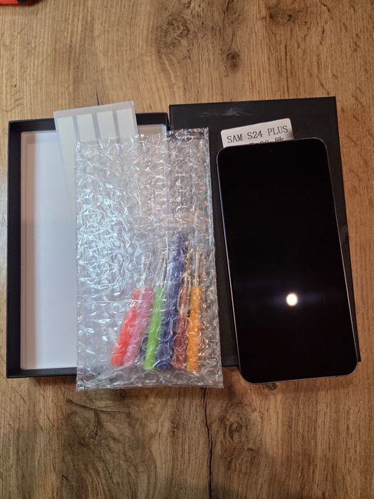 Экран дисплей на телефон Samsung s24 plus