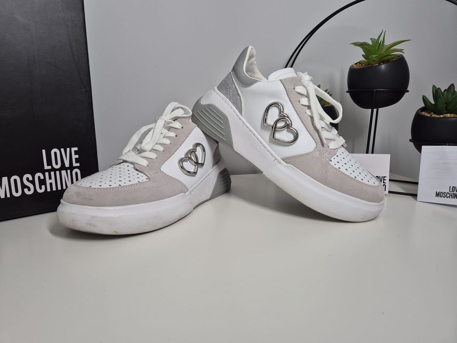 Love Moschino Sneakers – Tamanho 38 (Praticamente Novas)