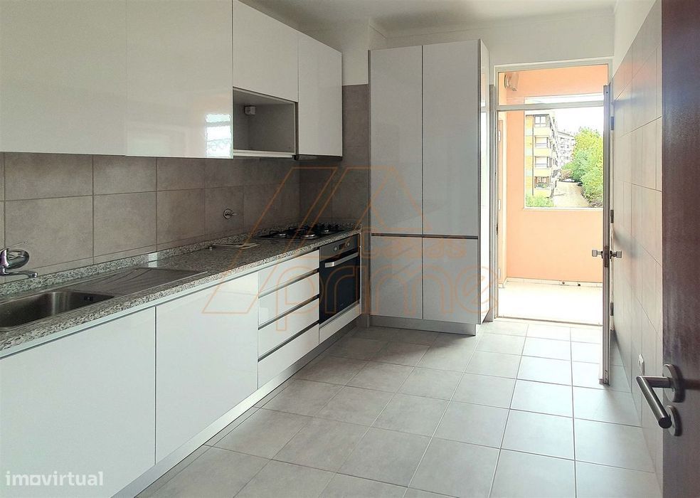 Apartamento T2 - Celas - Coimbra/Arrendamento
