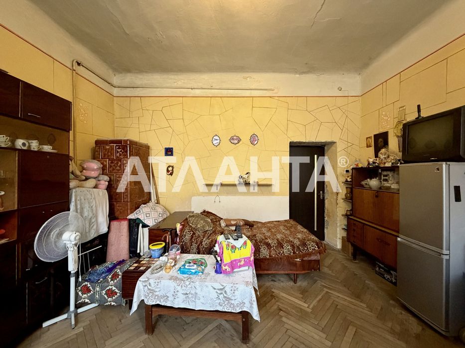 Австрійський будинок, вул. Чупринки, 25 - 4-кім квартира з двором