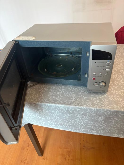 Mikrofalówka Samsung CE287DN