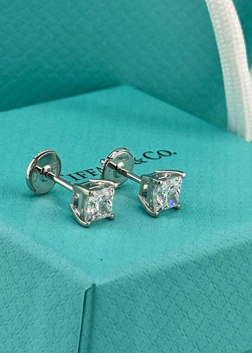 Серьги пусеты с бриллиантами GIA в стиле Tiffany