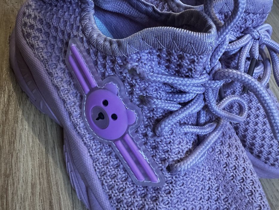 Кросівки на дівчинку