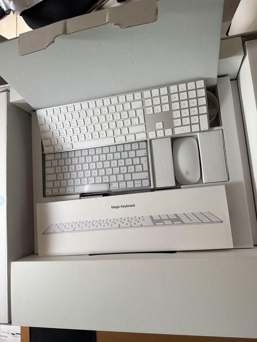 Apple iMac 24” M1 2021 Blue 8/256 – в отличном состоянии