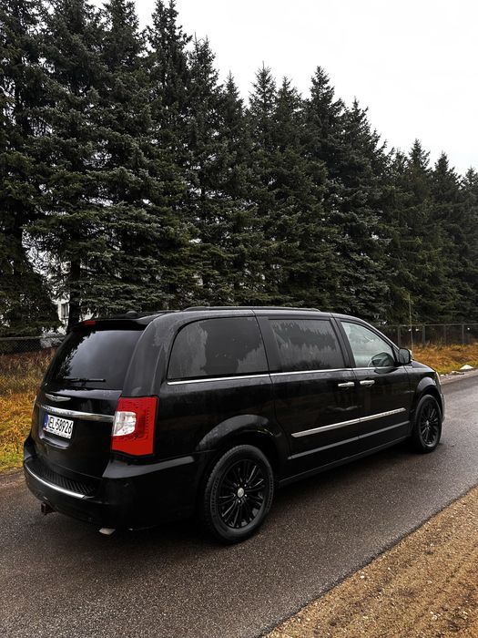 Chrysler Town&Country Limited Anniversary Edition, 2016, Automat,