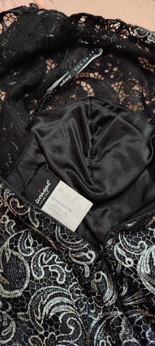 Платье из  выбитого гипюра