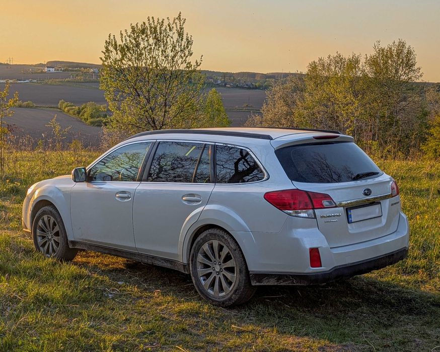 Outback 2010 2,5 automat
