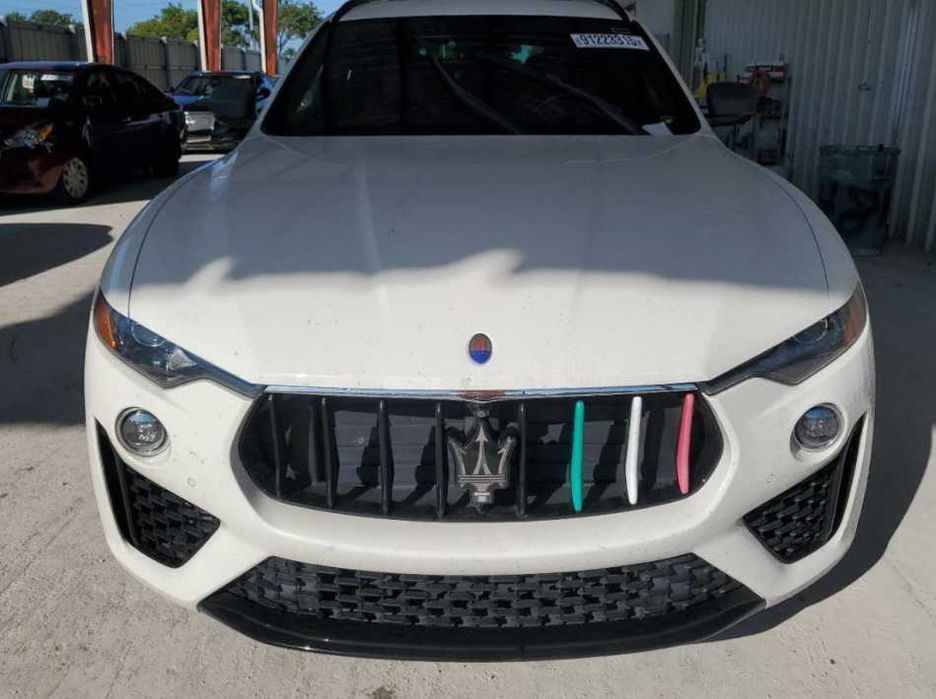 Maserati Levante бампер передний и задний оригинал разборка Мазерати