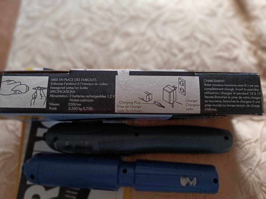 2 Aparafusadoras elétricas