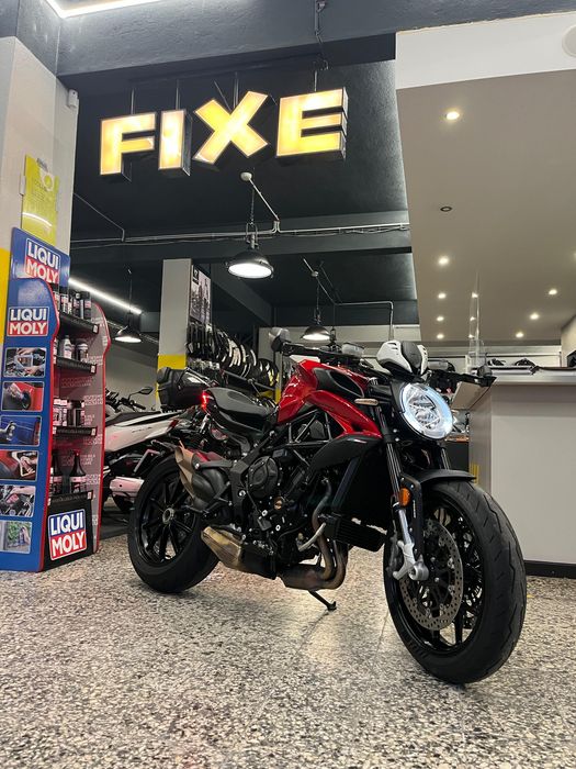 MV Agusta Dragster 800 r de 2024  Irrepreensível