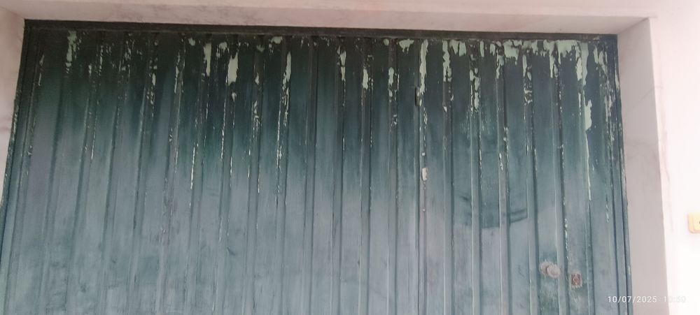Portão basculante ferro garagem
