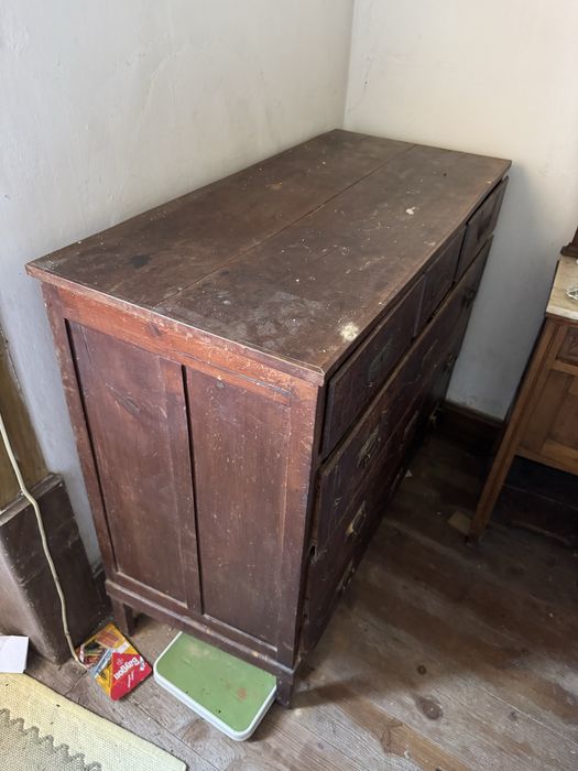 Comoda para restauro