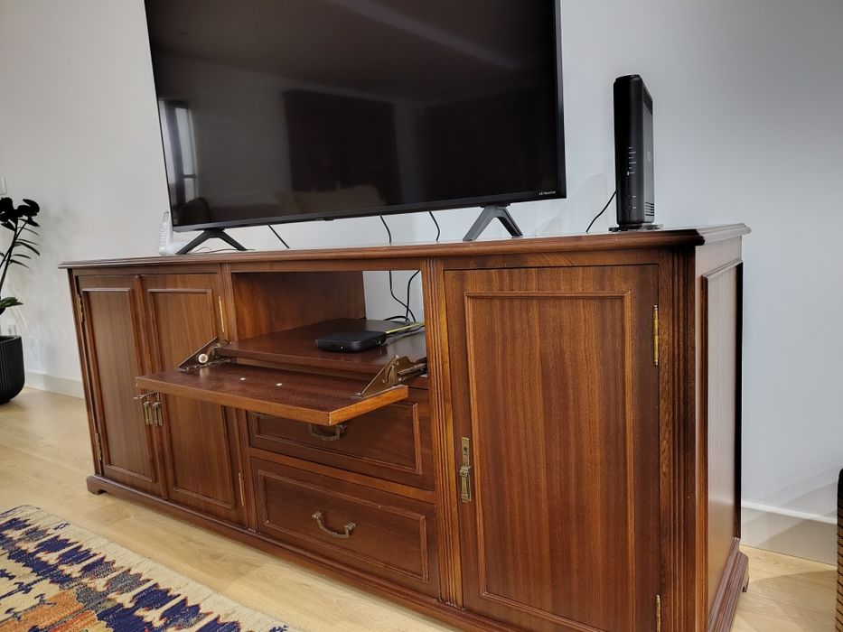 Móvel de TV de madeira
