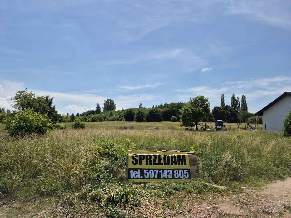Sprzedam działkę budowlaną w Kożuchowie 1000 m2