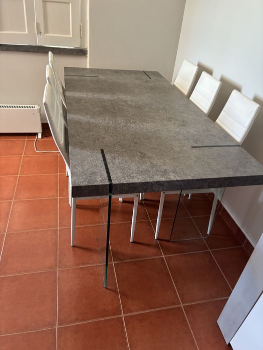 Mesa Conforama pés em vidro