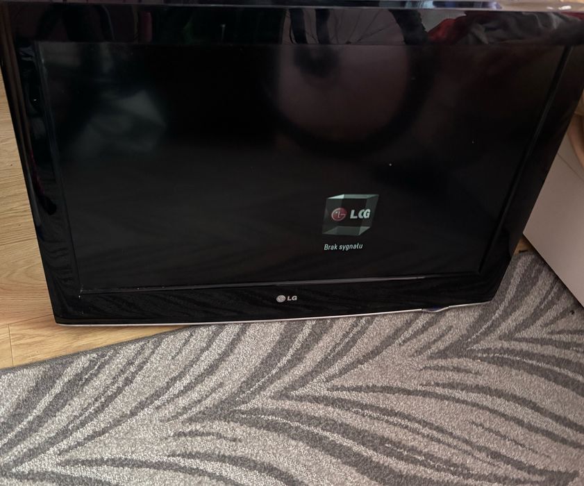 Telewizor LG 32LD420