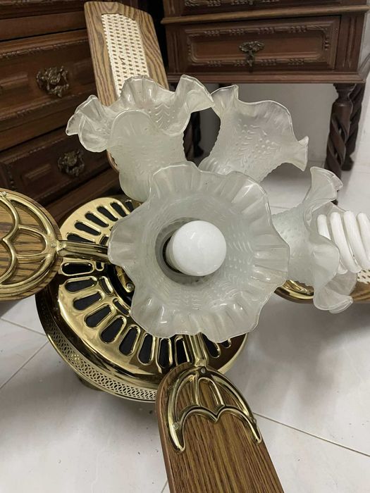 Ventoinha de teto clássica