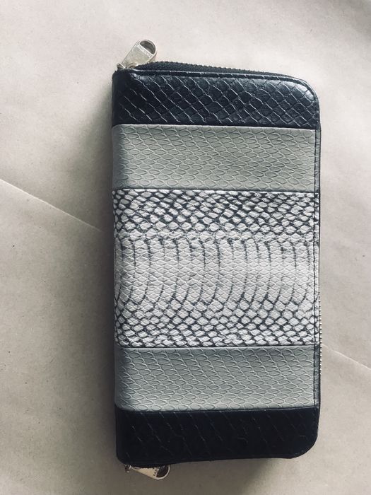 Carteira da Parfois em bom estado