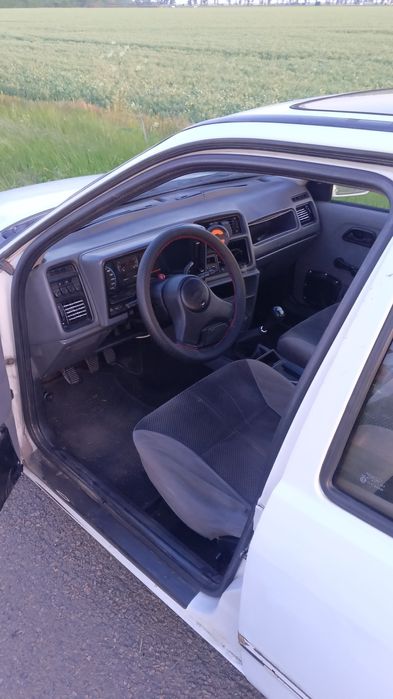 Продам Ford Sierra 1.8 бензин ПЕРЕОФОРМЛЕНИЕ