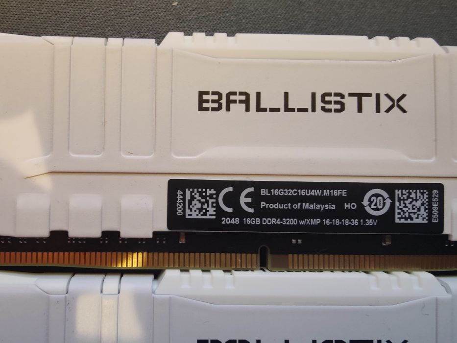 Crucial Ballistix White DDR4 16 gb ( 4 шт. )