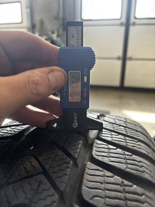 215/50r18 92V pirelli SOTTOZERO 3 opony zimowe 2 szt