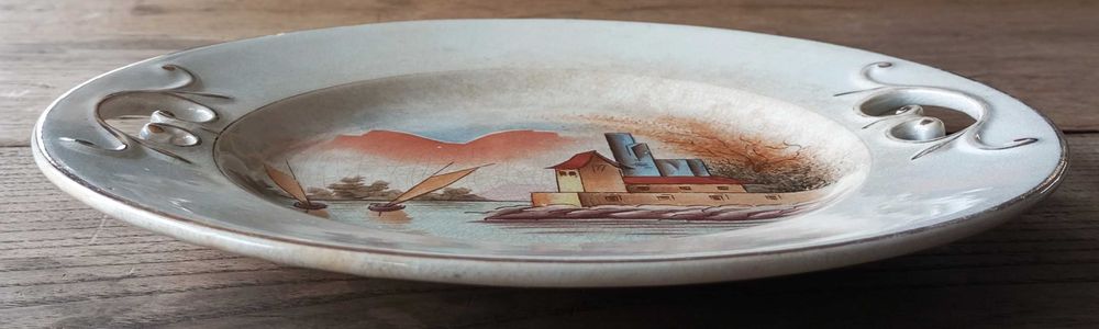 Antigo prato de torradas em faiança Chambers & Wall Massarelos