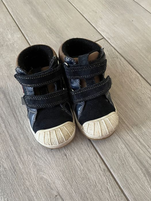 Buty trampki Bartek 23