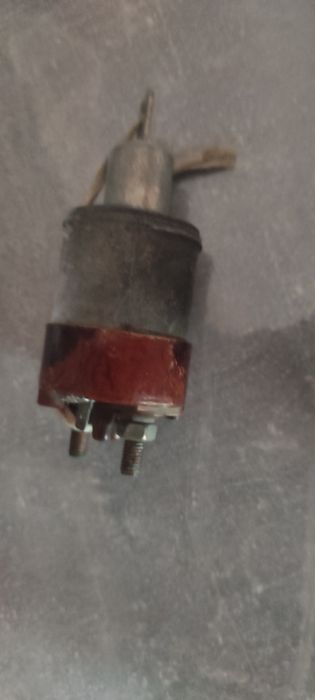 Втягивающее реле стартера славута