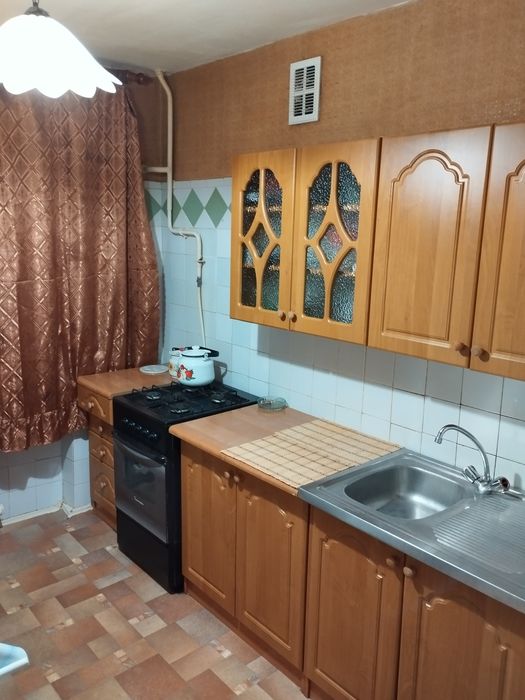 Сдам трёх комнатную квартиру в районе 2 ой городской больницы