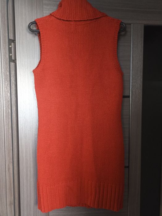 Тепла червона туніка