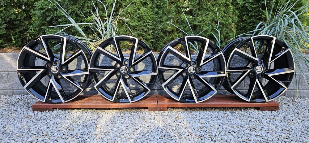 Skoda Octavia/ Superb/Karoq/ Kodiaq - felgi VEGA 19"