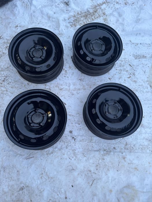 Felgi stalowe trafic vivra 16