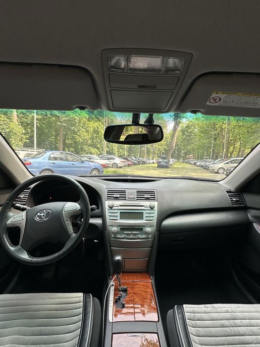 Продам Toyota Camry 40