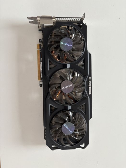 Karta graficzna Radeon R9 270x 2gb