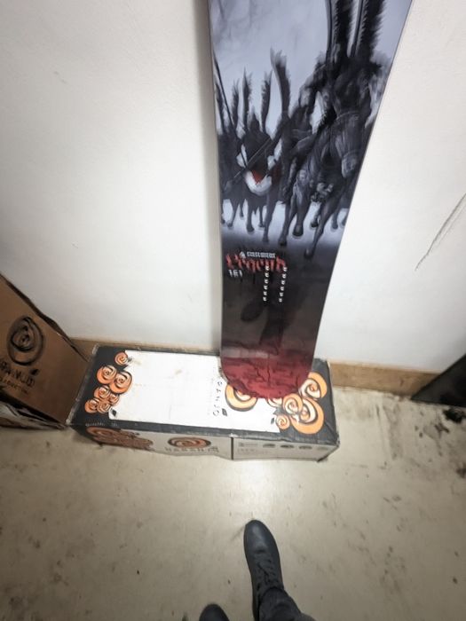 Deska snowboardowa PATHRON Nowa Rave nie Burton lib tech capita