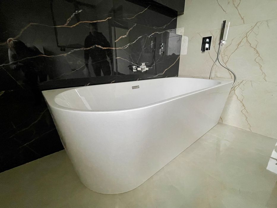 Wanna wolnostojąca narożna prawa Mexen