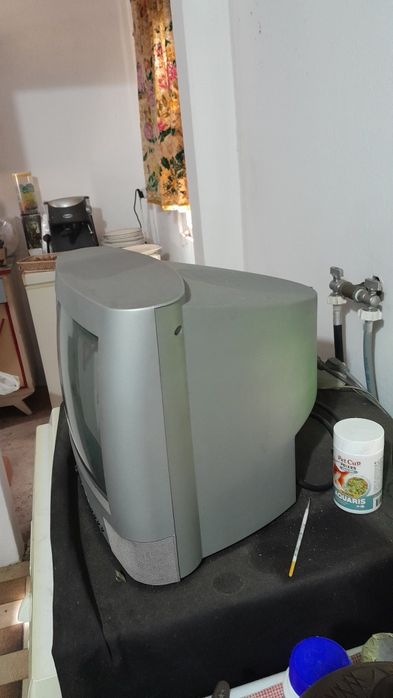 2 tv a funcionar