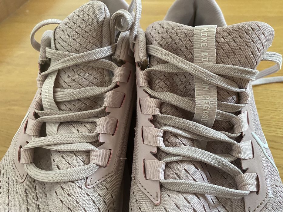 Nike air zoom pegasus 38 розмір 40,5