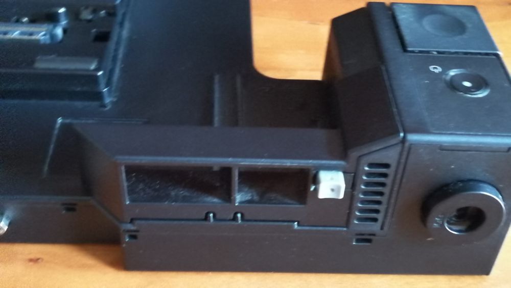 Lenovo ThinkPad Docking Station / Portable Docking Base64861830004482124