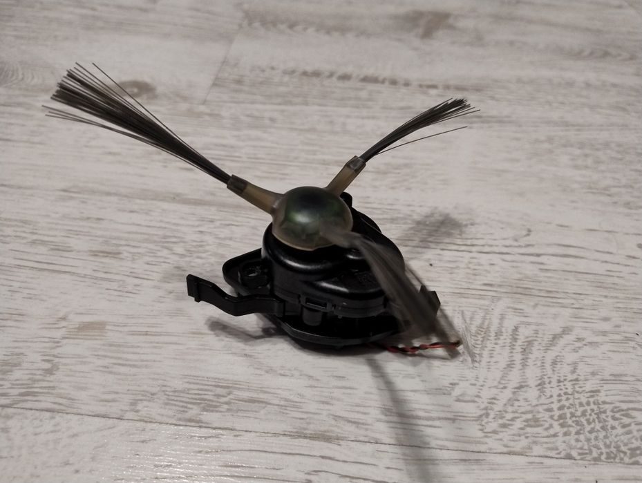 Moduł szczotki bocznej Lewej ,L' ze szczotką Irobot Roomba Combo