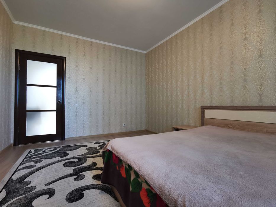 2 кімнатна квартира 67 м² з ремонтом і автономкою RD