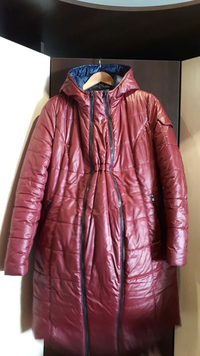 Двустороняя сине-бордовая зимняя куртка для беременных Юла мама