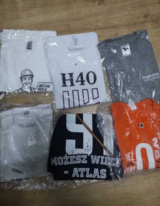 Koszulki Czapki Atlas Nowe i różne gadżety