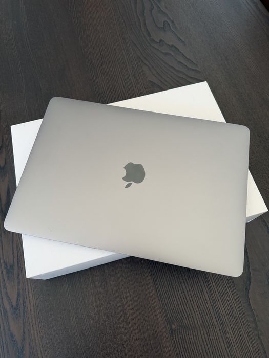 MacBook Air 2020 - 8GB/256GB SSD - Imaculado
