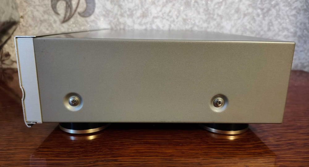 Проигрыватель Compact Disc Player CD Denon DCD-615 Made in GERMANY