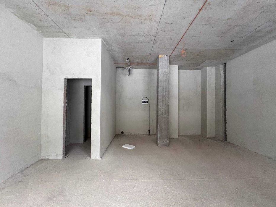 Оренда фасадного приміщення 43 м2  вул. В. Великого, ЖК Wabi